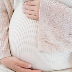 我有两个问题🐣代孕孩子怎么上户口，一个关于👩‍🚀智能体📳（Agentic🧞‍♂️🍥